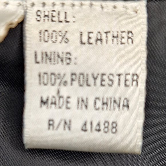 Reflections by Spiegel Vest - Picture 3 of 12